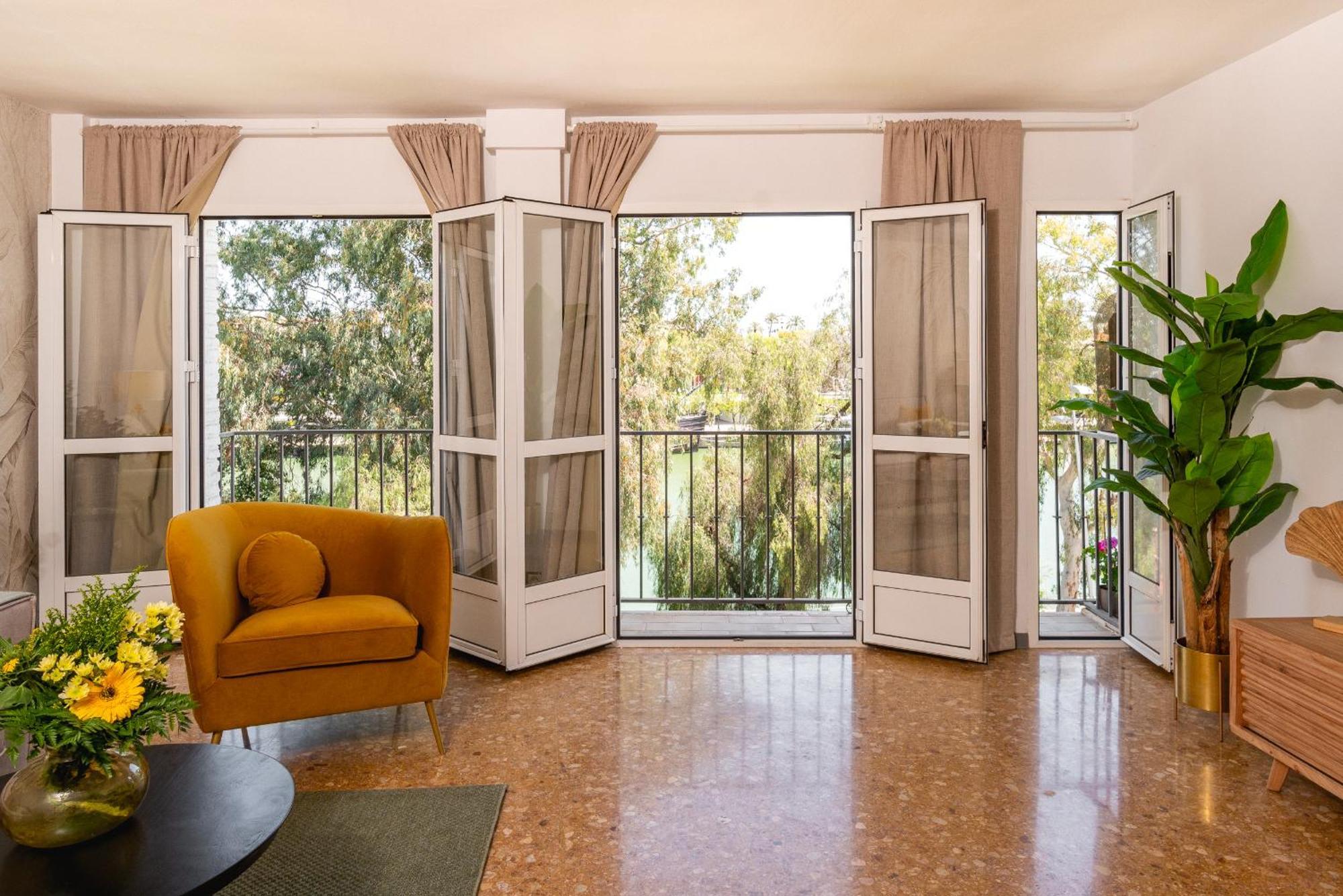 Betis River View Seville Ngoại thất bức ảnh